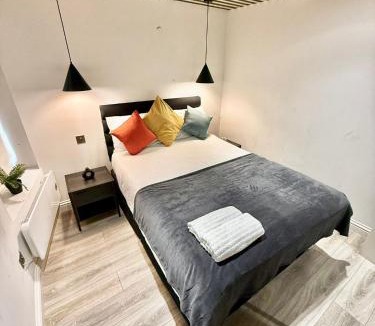 Homerton Apartment | Morning Lane - 99 - Charming & Comfortable Flats