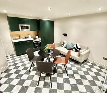 Homerton Apartment | Morning Lane - 99 - Charming & Comfortable Flats
