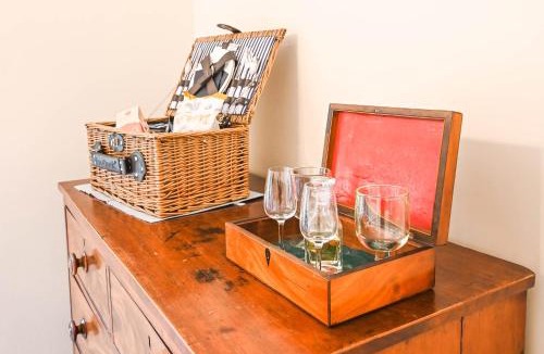 Boraston House | Morningside Cottage