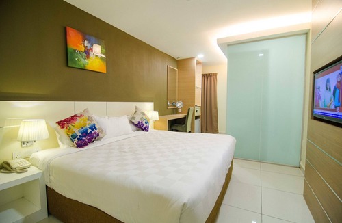 Kampung Tebing Rabak Hotel | Mornington Hotel Bukit Permata