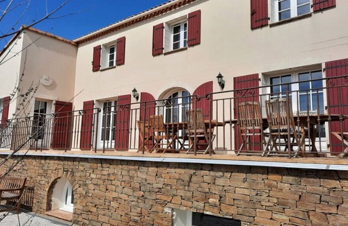 Saint-Michel-Mont-Mercure Villa | Morpheus The Key to Sleep