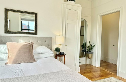 Parkside Hotel | Morrill Mansion Inn | 5 | Self Check In | Parking