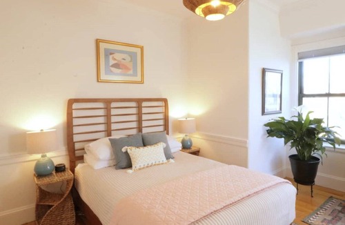 Parkside Hotel | Morrill Mansion Inn | 7 | Self Check In | Parking