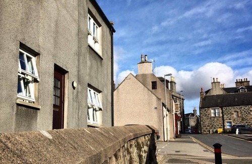 Oldmeldrum Apartment | Morris Gardens Apartments