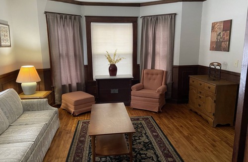 Baldwinsville House | Morris House At Mohegan Manor