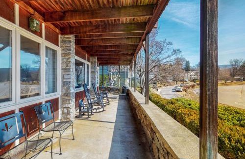 Lake Junaluska House | Morris Villa Lower