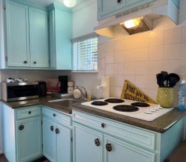 Hyde Park House | Morse Cottage