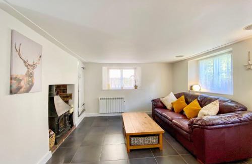 Marlborough House | Mortimer Cottage