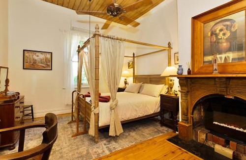 Chiltern House | Mortimer's Lodge, Chiltern