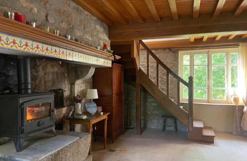 Quarre-les-Tombes House | Morvan La Pastourelle