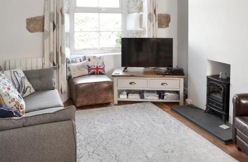 The Lizard House | Morvoren