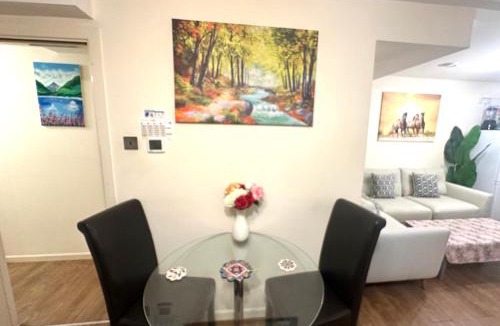 Rusholme House | Mos' Place