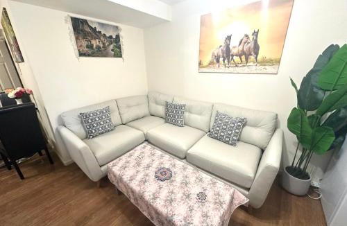 Rusholme House | Mos' Place