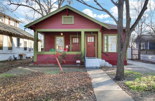 Downtown San Antonio House | Mosaic - A Birdy Vacation Rental