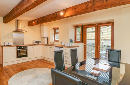 Ogden Cottage | Moscow Mews