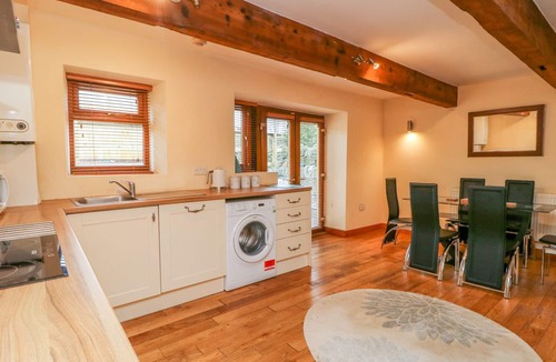 Ogden Cottage | Moscow Mews