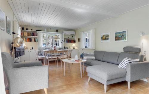 Balka Strand House | Mosehytten