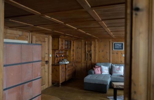 Furna House | Moserhuus