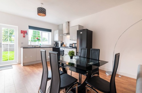 Droylsden House | Mosh Homes