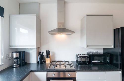 Droylsden House | Mosh Homes