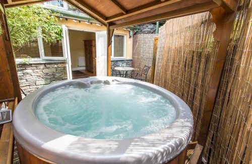 Grasmere House | Moss Grove Organic