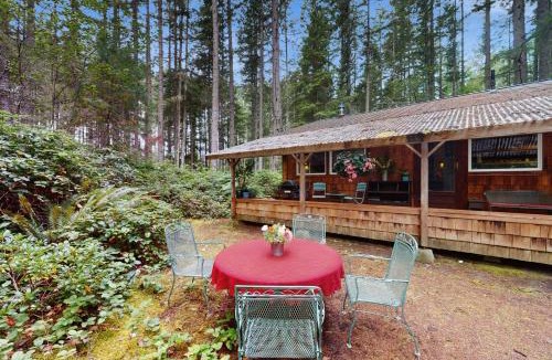 Langley House | Moss & Moon Cottage