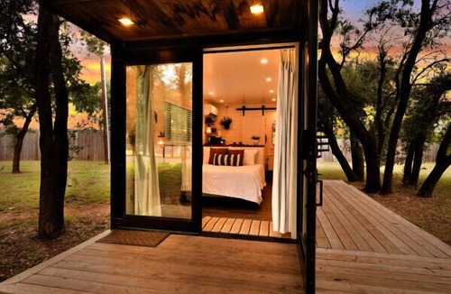 Waco House | Moss Oak - Container Home Near Magnolia and Baylor