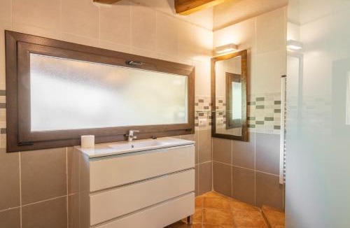 Les Iglesies Apartment | Mossen Batista Faig