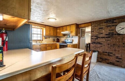 Crossville House | Mossy Acres
