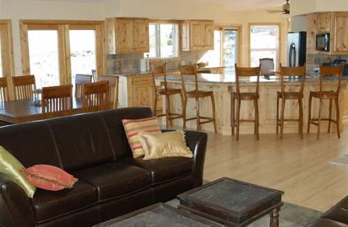 Dingle Villa | Most Beautiful Home On Bear Lake