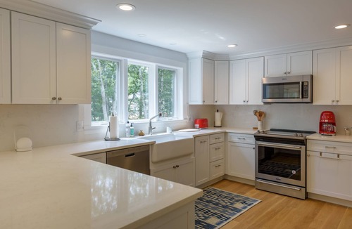 Vineyard Haven House | MOST CHIC SPOT! Your Martha's Vineyard Getaway!