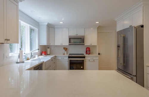 Vineyard Haven House | MOST CHIC SPOT! Your Martha's Vineyard Getaway!