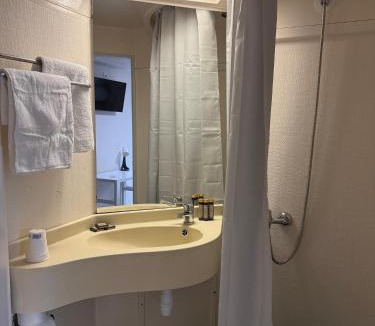 Claye-Souilly Hotel | Mot Hotel
