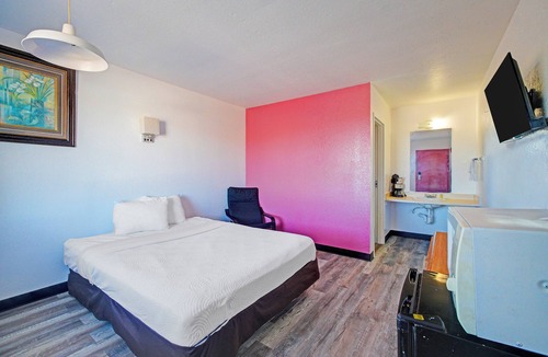 Lordsburg Hotel | Motel 10