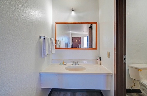 Lordsburg Hotel | Motel 10