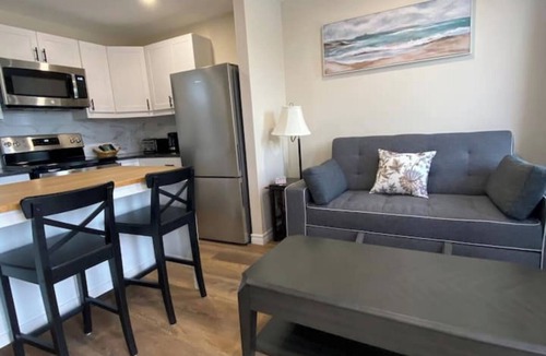 Cookstown Hotel | Motel 400 One Bedroom Suite C