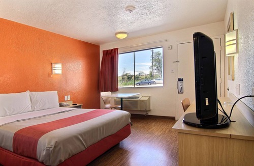 Abilene Hotel | Motel 6 Abilene, TX