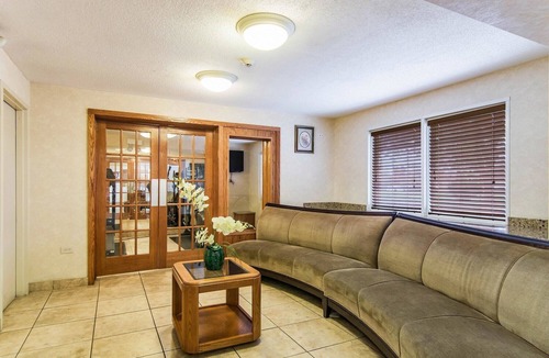 Alsip Hotel | Motel 6 Alsip, IL