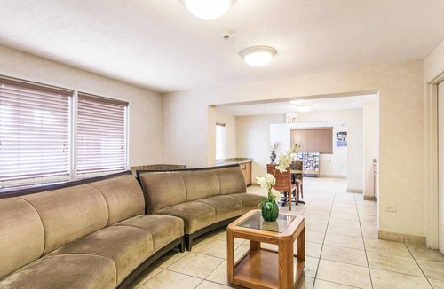 Alsip Hotel | Motel 6 Alsip, IL