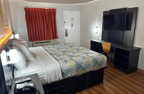 Alvarado Hotel | Motel 6 Alvarado TX