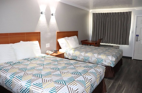 Alvin Hotel | Motel 6 Alvin, TX