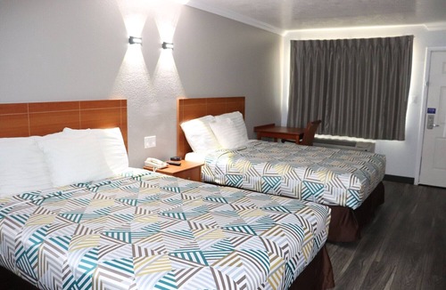 Alvin Hotel | Motel 6 Alvin, TX