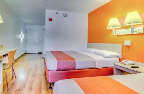 Amherst Hotel | Motel 6-Amherst, NY - Buffalo