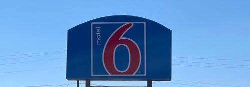 Artesia Hotel | Motel 6 Artesia, NM