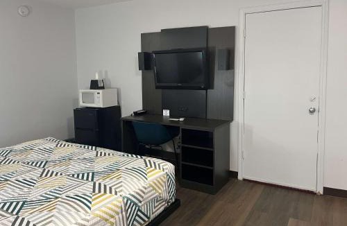 Artesia Hotel | Motel 6 Artesia, NM