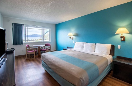 Astoria Hotel | Motel 6 Astoria, OR