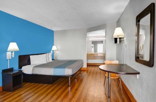 Chamblee Hotel | Motel 6-Atlanta, GA