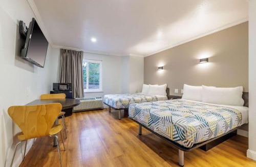 North Auburn Hotel | Motel 6-Auburn, CA