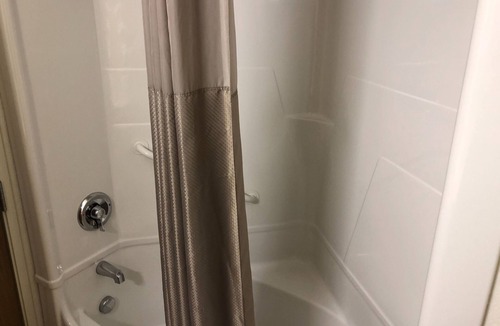 Avoca Hotel | Motel 6 Avoca, IA