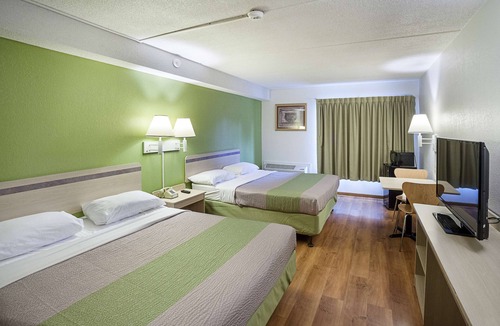 Binghamton Hotel | Motel 6 Binghamton, NY